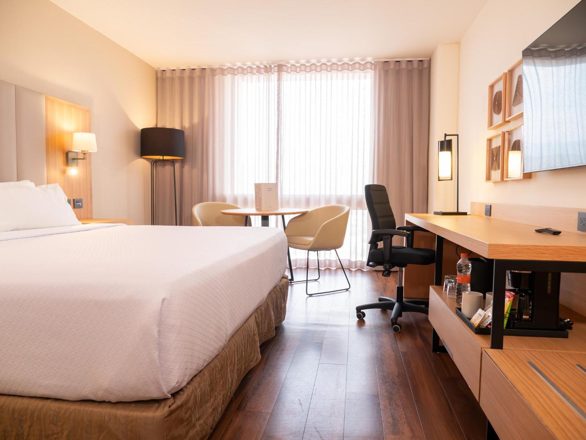 Standard King Room